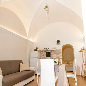 https://suite-in-centro-storico-a-catania.taorminaitalyhotels.com