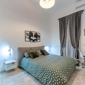 https://nest-27.lecce-hotels.com